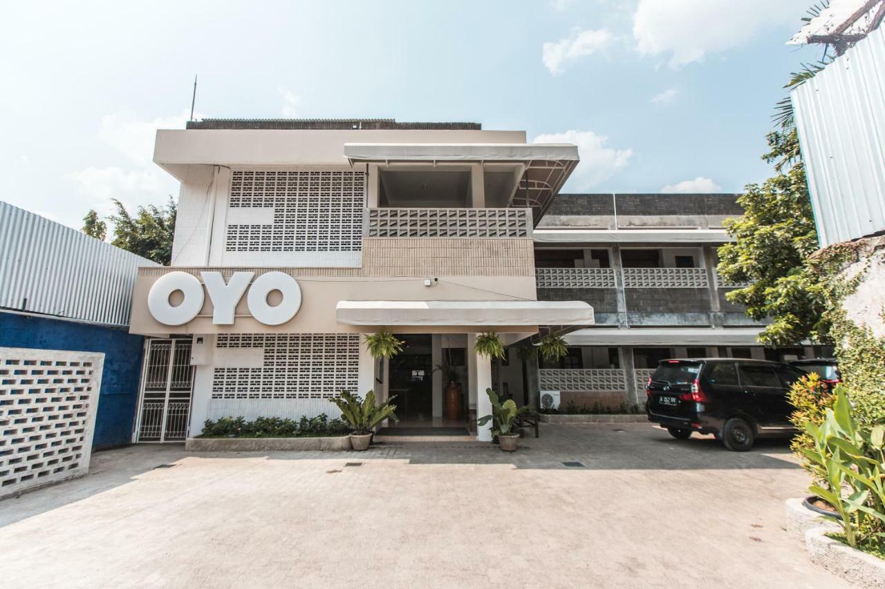 Oyo 1001 Pulo Art Space Near Ciranjang Ent Hospital Jakarta Eksteriør bilde