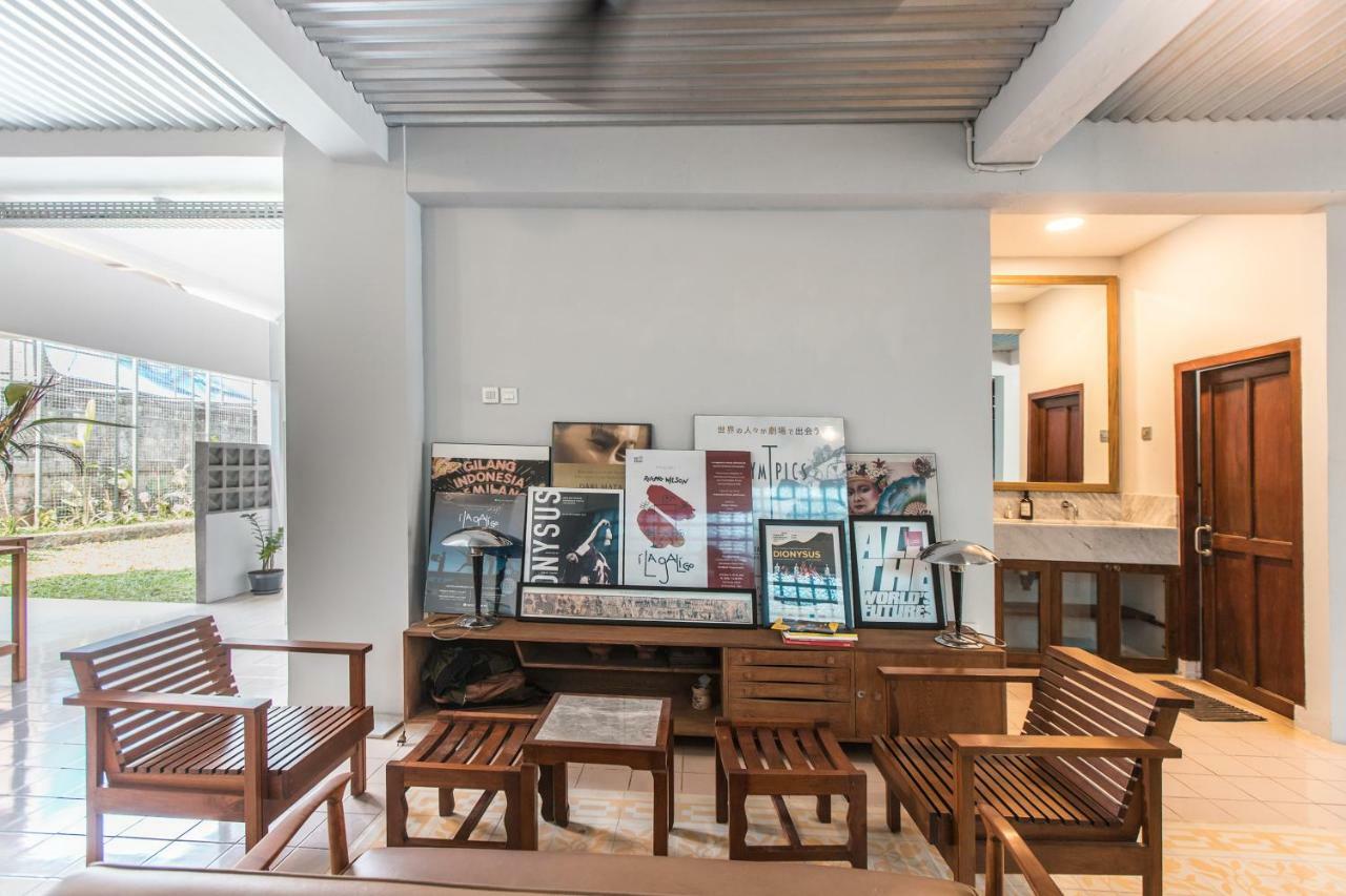 Oyo 1001 Pulo Art Space Near Ciranjang Ent Hospital Jakarta Eksteriør bilde
