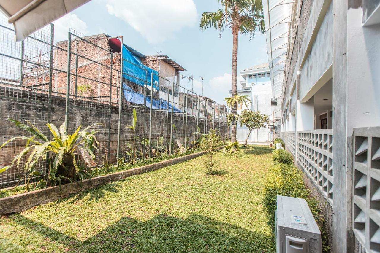 Oyo 1001 Pulo Art Space Near Ciranjang Ent Hospital Jakarta Eksteriør bilde